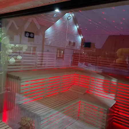 Homes Near The Sea, Sauna, Whirlpool 펜션 시아노제티