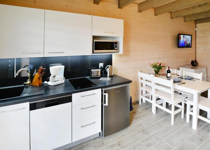 Hébergement de vacances Homes Near The Sea, Sauna, Whirlpool *